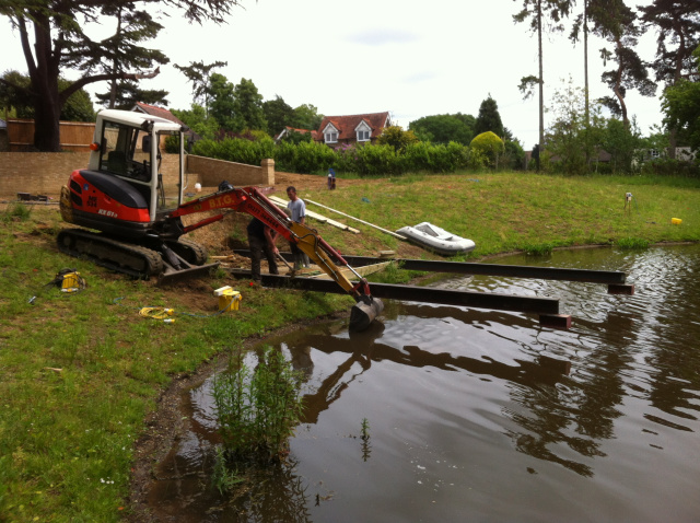 Building a suspended jetty on a private lake